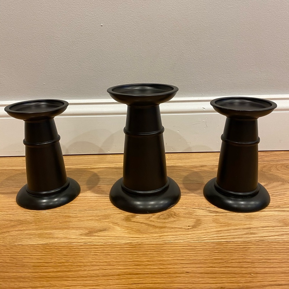 3 Black Candlesticks
